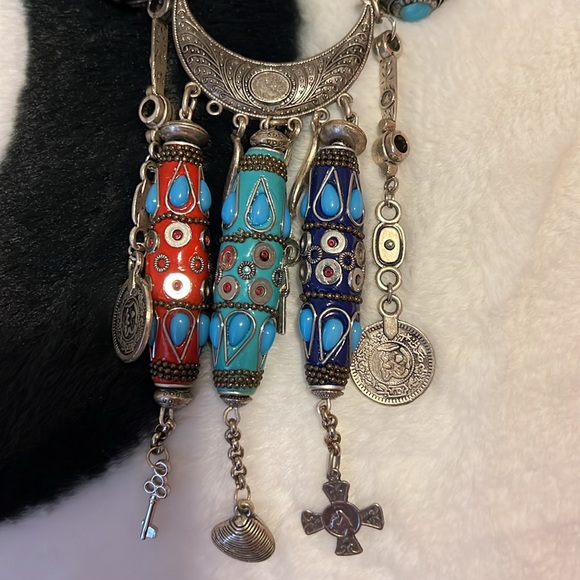 Necklace - Picture 2 of 5